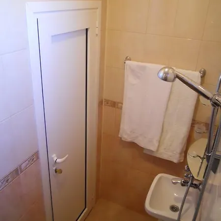 Ina Appartement *