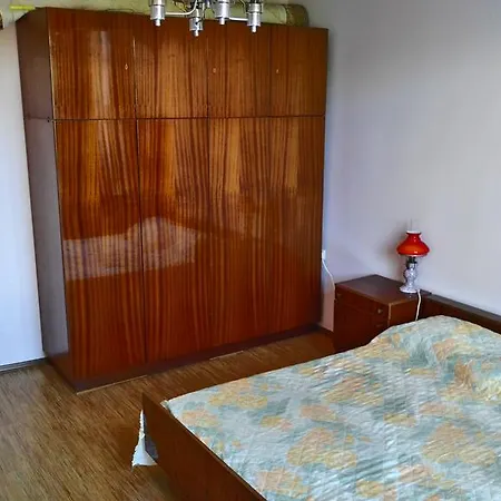 Ina Appartement *